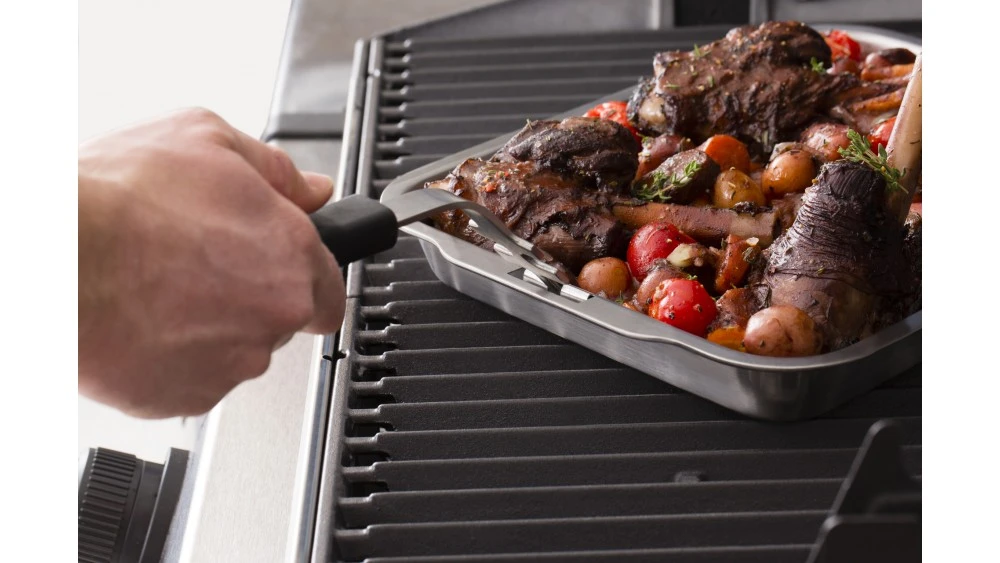 Broil King Stainless Steel Roasting/Drip Tray - 63106 4 Broil King Stainless Steel Roasting/Drip Tray - 63106 - Image 2