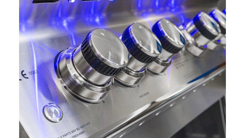 Whistler Grills - Burford 4 Built In Gas BBQ - Free Cover & Rotisserie 8 Whistler Grills - Burford 4 Built In Gas BBQ - Free Cover & Rotisserie - Image 6